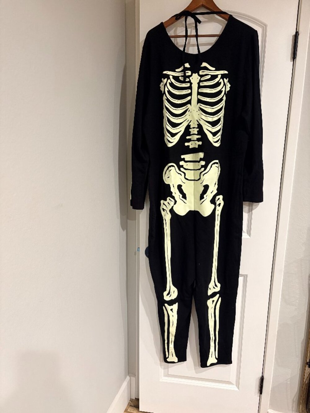 Torrid Skeleton Bodysuit Halloween Costume Black 4X 26 Glow in Dark NWT
